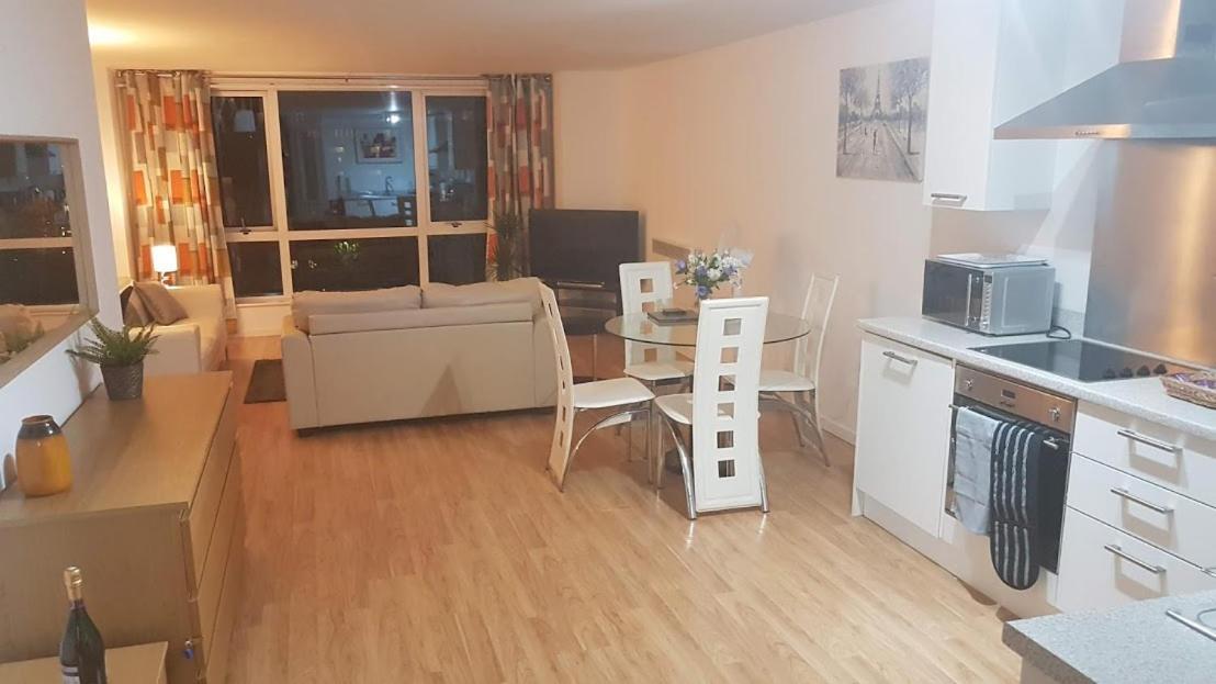 Marco Island -Very Spacious City Centre 1 Bedroom Apartment Nottingham Exterior foto