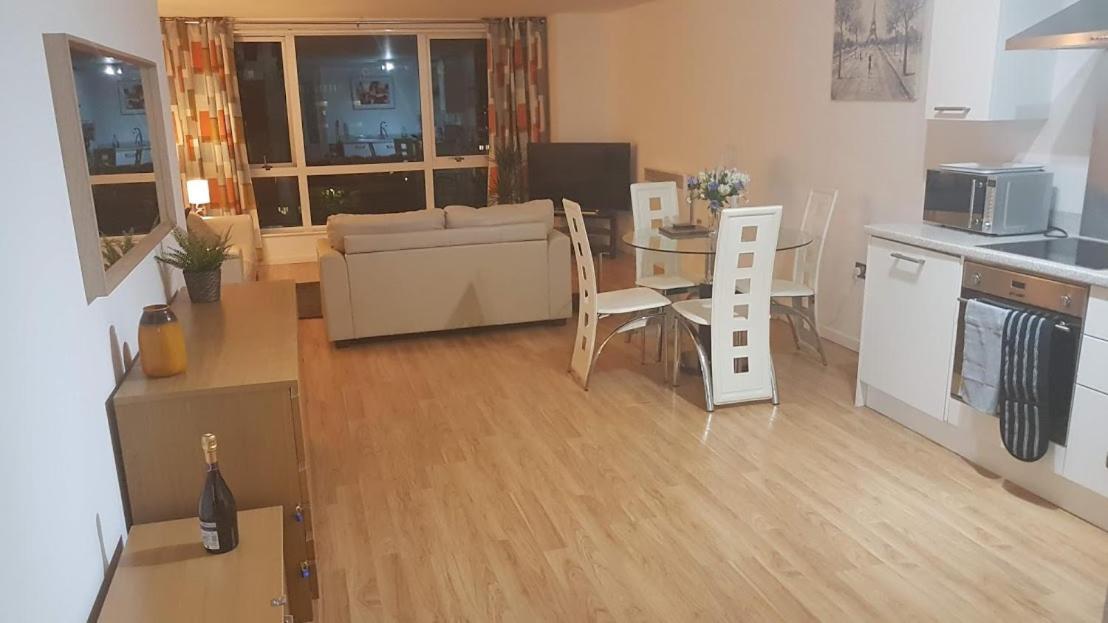 Marco Island -Very Spacious City Centre 1 Bedroom Apartment Nottingham Exterior foto